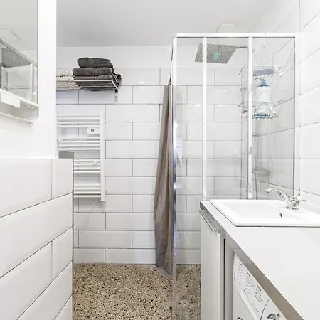 Appartement Est2p - Cozy 1 Bdr In - Very Quiet, Overlooking A Courtyard Cannes