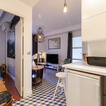 Est2p - Cozy 1 Bdr In - Very Quiet, Overlooking A Courtyard Appartement Cannes