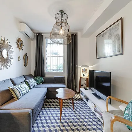 Est2p - Cozy 1 Bdr In - Very Quiet, Overlooking A Courtyard